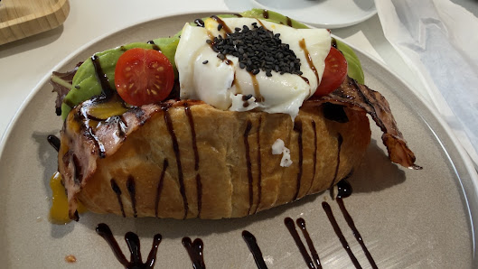 "Coffeine&Brunch" in Portimão, Algarve — photo 3 of 12