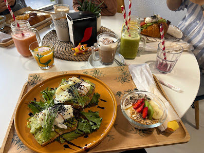 "Coffeine&Brunch" in Portimão, Algarve — photo 11 of 12