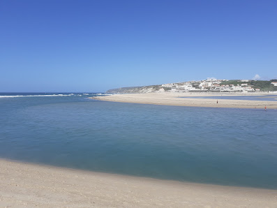 Praia da Lagoa de Óbidos in Algarve, Centro — photo 2 of 4