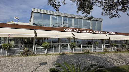 Restaurante da Associação Naval do Guadiana in Vila Real de Santo António, Algarve — photo 2 of 12