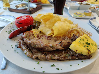 Restaurante da Associação Naval do Guadiana in Vila Real de Santo António, Algarve — photo 6 of 12