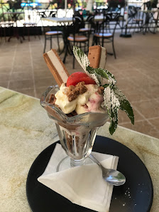 Marie e Oli’s & Marie’s Bistro in Armação de Pêra, Algarve — photo 9 of 10