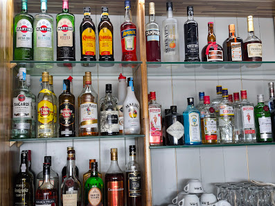 Cabanas Bar 66 in Tavira, Algarve — photo 6 of 8