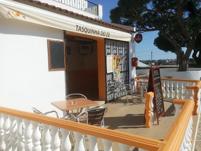 A Tasquinha do Zé in Quarteira, Algarve — photo 2 of 9