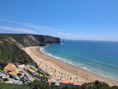 Praia da Arrifana in Aljezur, Algarve — photo 2 of 9