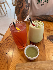 The Flower Bar - Healthy Kitchen in Faro, Algarve — photo 3 of 12