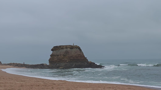 Praia de Porto Novo in Algarve, Centro — photo 3 of 5