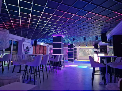 Illuzziun Club in Albufeira, Algarve — photo 2 of 5