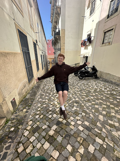 Floating Me — Attraction in Lisboa, Centro, Portugal — photos, reviews and opening hours