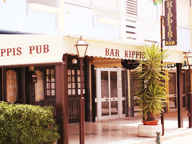 Kippis Bar in Armação de Pêra, Algarve — photo 2 of 5