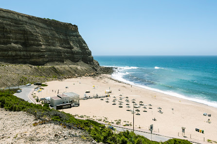 Praia da Calada in Algarve, Centro — photo 2 of 7