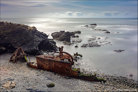 Shipwreck Vila Nova de Milfontes in Algarve, Centro — photo 2 of 7