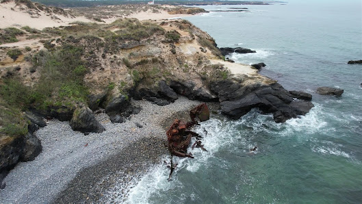 Shipwreck Vila Nova de Milfontes in Algarve, Centro — photo 4 of 7
