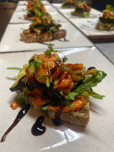 Pera Bistro Bar | Restaurant | Tapas in Armação de Pêra, Algarve — photo 3 of 12