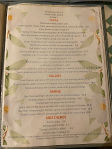 Pera Bistro Bar | Restaurant | Tapas in Armação de Pêra, Algarve — photo 5 of 12