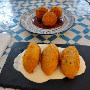 Pera Bistro Bar | Restaurant | Tapas in Armação de Pêra, Algarve — photo 11 of 12