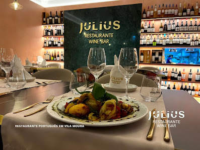 Julius Restaurante Wine Bar in Quarteira, Algarve — photo 6 of 12