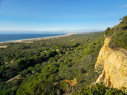 Paisagem Protegida da Arriba Fóssil da Costa de Caparica — Attraction in Algarve, Centro, Portugal — photos, reviews and opening hours