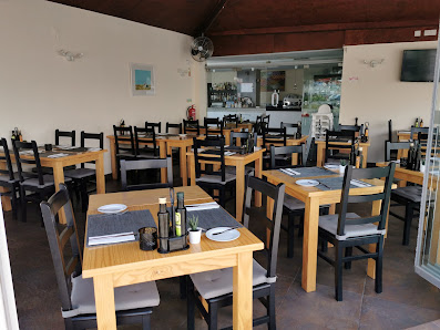 Uzonj in Albufeira, Algarve — photo 7 of 12