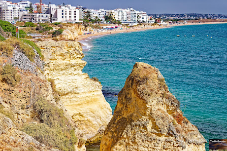 Armação de Pêra in Armação de Pêra, Algarve — photo 2 of 5