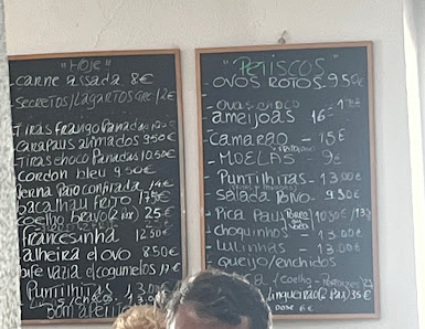 Café jesus { ze das casas } in Boliqueime, Algarve — photo 5 of 11