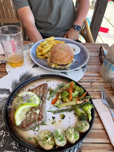 calixtos beach bar in Armação de Pêra, Algarve — photo 4 of 12