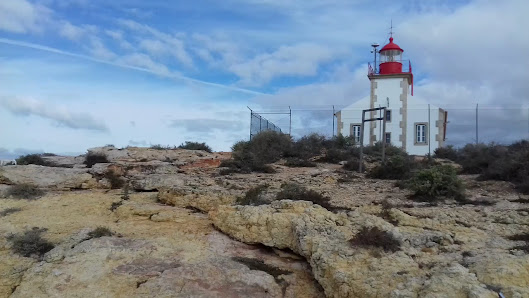Farol da Ponta do Altar in Ferragudo, Algarve — photo 4 of 5