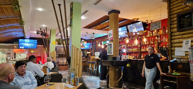 Amuras Bar in Lagos, Algarve — photo 7 of 12