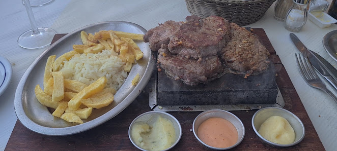 Buganvilia in Alvor, Algarve — photo 12 of 12