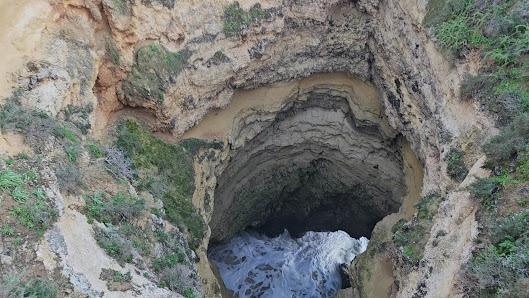 Gruta das Baratas in Alvor, Algarve — photo 4 of 5