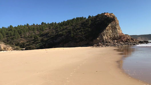 Praia da Boca do Rio in Salema, Algarve — photo 4 of 7