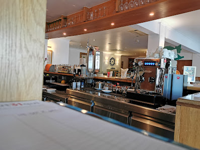 SAL & TAL in Carvoeiro, Algarve — photo 7 of 12