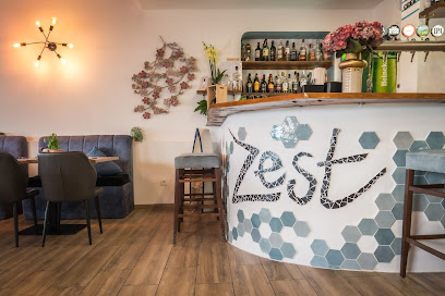 Zest Bistro & Pizzaria