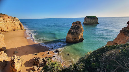 Praia do Torrado in Ferragudo, Algarve — photo 2 of 4