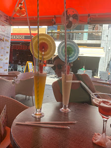 Piccadilly Cocktail Bar in Albufeira, Algarve — photo 7 of 8