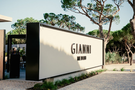 Gianni Vale do Lobo in Fonte Santa, Algarve — photo 8 of 9