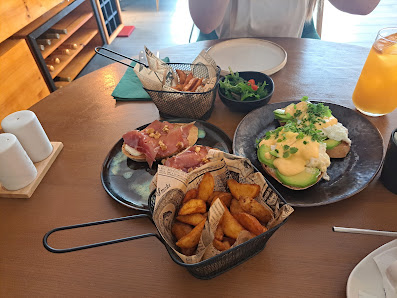 Harmony Brunch & Cocktail Bar in Armação de Pêra, Algarve — photo 7 of 9