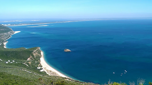 Miradouro do Portinho da Arrábida in Algarve, Centro — photo 4 of 6