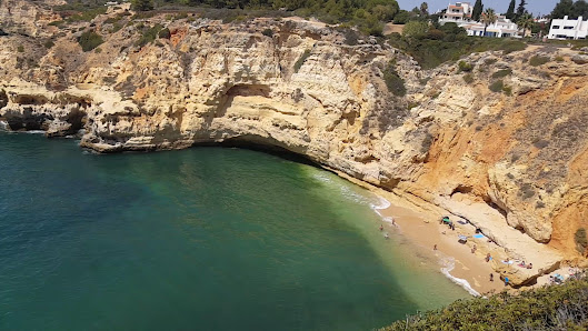 Praia do Paraíso in Carvoeiro, Algarve — photo 4 of 7