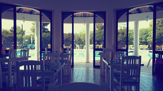 Deck Pool Bar in Portimão, Algarve — photo 6 of 9