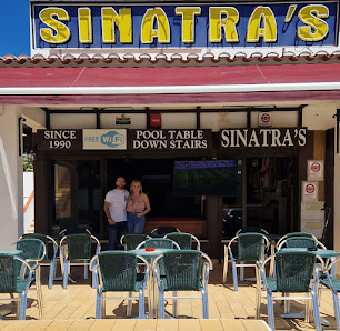 Sinatra's Bar in Albufeira, Algarve — photo 2 of 7