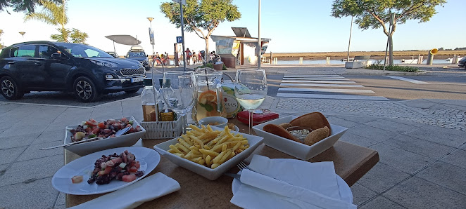 Cais de Santa Luzia Bar & Café in Santa Luzia, Algarve — photo 3 of 7