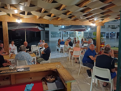 Pic Nic snack-bar in Alvor, Algarve — photo 2 of 8