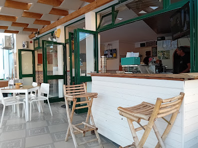Pic Nic snack-bar in Alvor, Algarve — photo 6 of 8