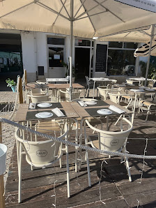 Mar & Mar Restaurante in Fuseta, Algarve — photo 2 of 7