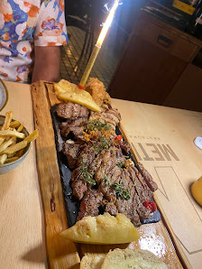 Metrópole Restaurante & Bar Lounge in Armação de Pêra, Algarve — photo 11 of 12