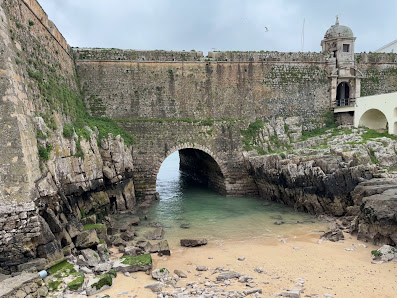 Prainha de São Pedro in Peniche, Centro — photo 4 of 6
