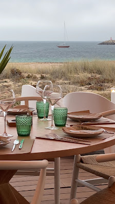 Bahari Beach Lounge & Restaurant in Sagres, Algarve — photo 4 of 12