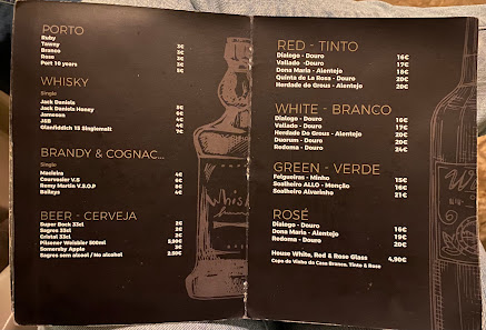 Decadente Lounge&Shop in Carvoeiro, Algarve — photo 3 of 6
