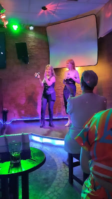 Jewels Bar Karaoke in Alvor, Algarve — photo 3 of 5